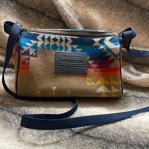 Pendleton Wool Travel Bag